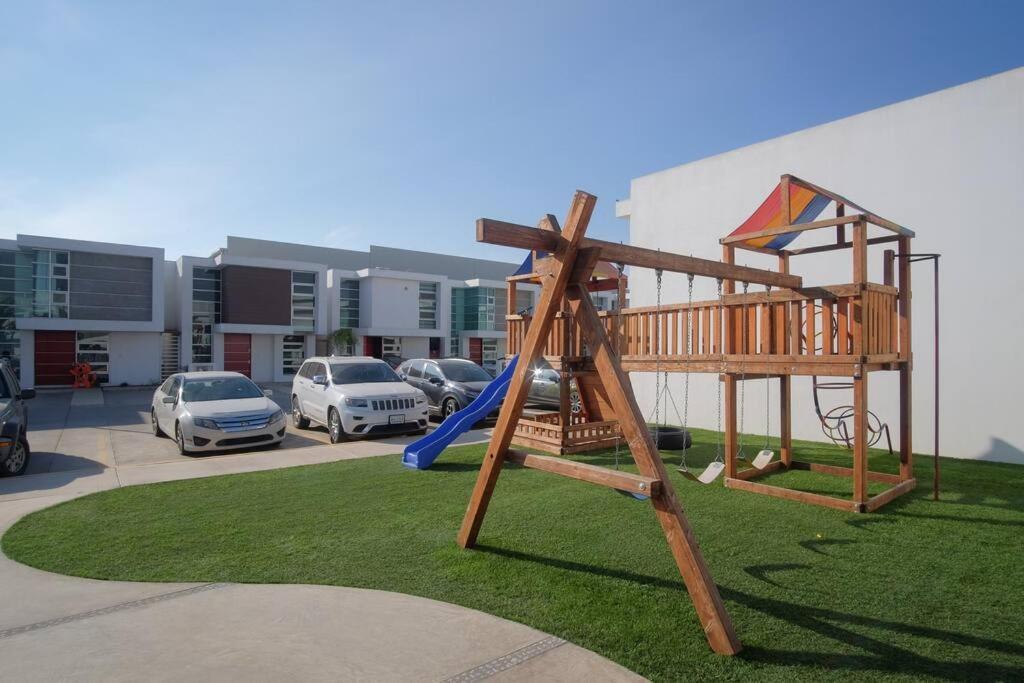 Casa Moderna Y Elegante En El Corazon De Ensenada! Villa Buitenkant foto